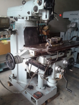 เครื่องมิลลิ่ง PDA M3 ญี่ปุ่น สภาพพร้อมใช้งาน แถมปากกากับหัวจับคอเรตให้ด้วยครับ