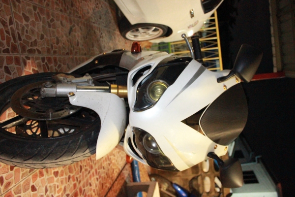 ขาย cbr400 ปี89 ทะเบียนแท้เล่มเขียว เลขตรง ภาษ๊,พรบ ต่อครบ ขาย cbr400 ปี89 ทะเบียนแท้เล่มเขียว เลขตรง ภาษ๊,พรบ ต่อครบ