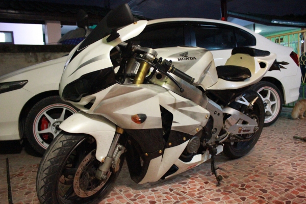 ขาย cbr400 ปี89 ทะเบียนแท้เล่มเขียว เลขตรง ภาษ๊,พรบ ต่อครบ ขาย cbr400 ปี89 ทะเบียนแท้เล่มเขียว เลขตรง ภาษ๊,พรบ ต่อครบ