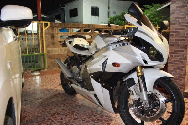 ขาย cbr400 ปี89 ทะเบียนแท้เล่มเขียว เลขตรง ภาษ๊,พรบ ต่อครบ ขาย cbr400 ปี89 ทะเบียนแท้เล่มเขียว เลขตรง ภาษ๊,พรบ ต่อครบ