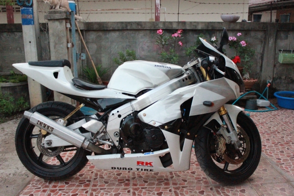 ขาย cbr400 ปี89 ทะเบียนแท้เล่มเขียว เลขตรง ภาษ๊,พรบ ต่อครบ ขาย cbr400 ปี89 ทะเบียนแท้เล่มเขียว เลขตรง ภาษ๊,พรบ ต่อครบ
