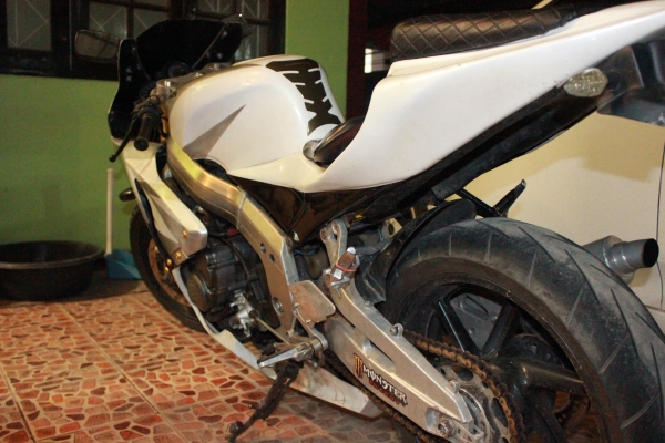 ขาย cbr400 ปี89 ทะเบียนแท้เล่มเขียว เลขตรง ภาษ๊,พรบ ต่อครบ ขาย cbr400 ปี89 ทะเบียนแท้เล่มเขียว เลขตรง ภาษ๊,พรบ ต่อครบ