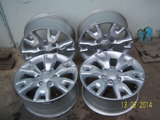 แม็กฟอร์ด 18 สวย พร้อมยาง ปี 10(11500)