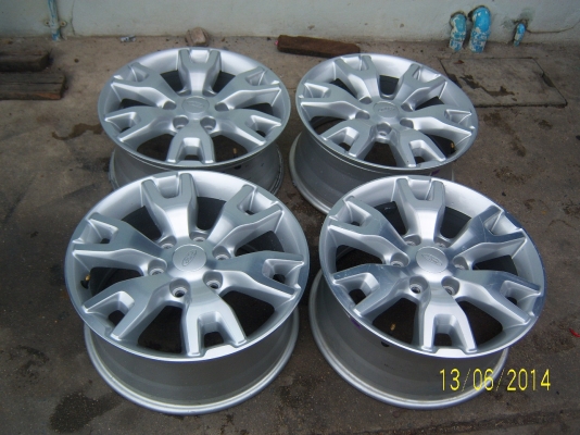 แม็กฟอร์ด 18 สวย พร้อมยาง ปี 10(11500)