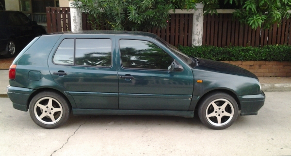 1997 VW Golf mk3 เกียร์ออโต้ เครื่องเกียร์ดี แอร์ใหม่ เจ้าของขายเอง