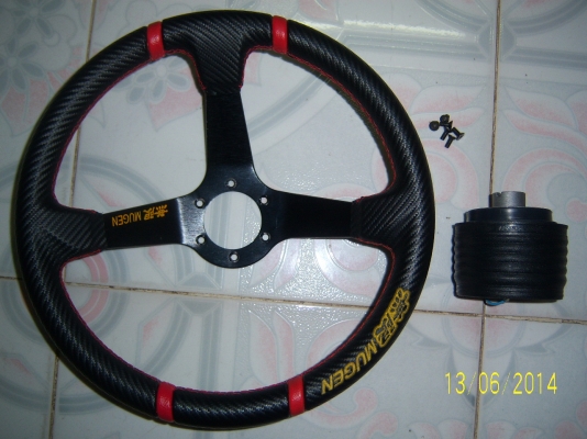 พวงมาลัยสวย พร้อมคอ