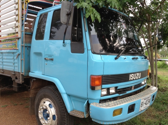 ขายรถ6ล้อใหญ่ rocky