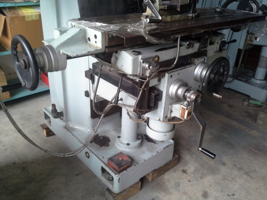 สายพานมือสอง สำหรับลำเลียงข้าวกระสอบ ขนาดหน้ากว้าง 1.20 เมตร ความยาว 8 เมตร ปรับระดับได้ 3 ถึง 5 เมตร สายพานมือสอง สำหรับลำเลียงข้าวกระสอบ ขนาดหน้ากว้าง 1.20 เมตร ความยาว 8 เมตร ปรับระดับได้ 3 ถึง 5 เมตร