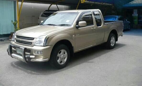 ISUZU D MAX 2.5SLX ปี47 วิ่ง 190000 สภาพสวยคับ ISUZU D MAX 2.5SLX ปี47 วิ่ง 190000 สภาพสวยคับ