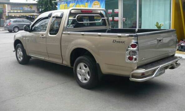 ISUZU D MAX 2.5SLX ปี47 วิ่ง 190000 สภาพสวยคับ ISUZU D MAX 2.5SLX ปี47 วิ่ง 190000 สภาพสวยคับ