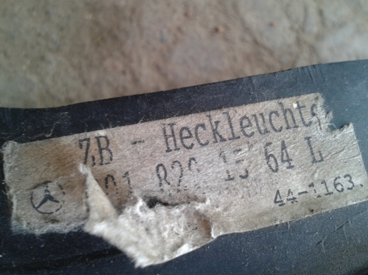 ไฟท้าย BENZ E23000