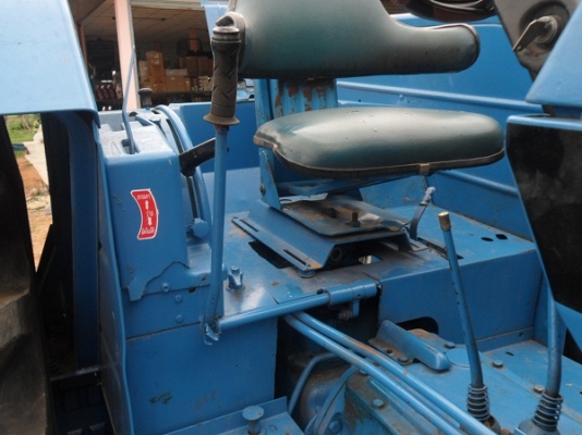 ขาย รถไถฟอร์ด6640 NEW HOLLAND 2เพลา คานหน้านิวส์ มีดันหน้า/หางสามไคเฮงหลี