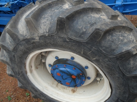 ขาย รถไถฟอร์ด6640 NEW HOLLAND 2เพลา คานหน้านิวส์ มีดันหน้า/หางสามไคเฮงหลี