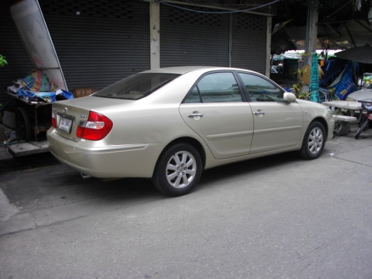 ขาย CAMRY 2.4Q สีทอง ตัวท๊อป ปลายปี02 รถบ้านมือแรกใช้เอง ประกันเพิ่งต่อ ไม่มีชนเดิมๆ ราคา 319000 บาท