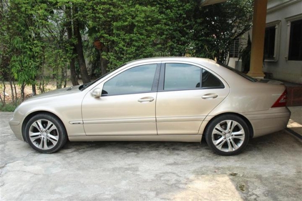 ขายถูกๆ2003BENZ C180 1.8 KOMPRESSOR CLASSICโฉม W203