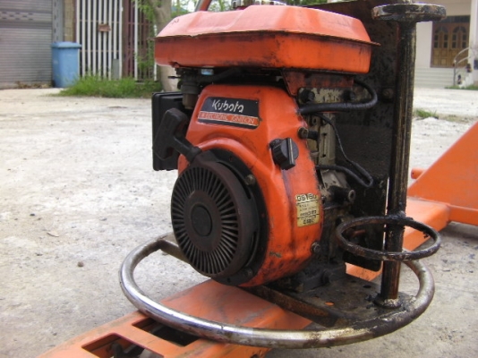 ปั่มชีดยางมะต๊อยเบนซิลkobotaสภาพพร้อมใช้งานราคา12,000บาท