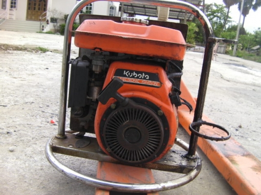 ปั่มชีดยางมะต๊อยเบนซิลkobotaสภาพพร้อมใช้งานราคา12,000บาท