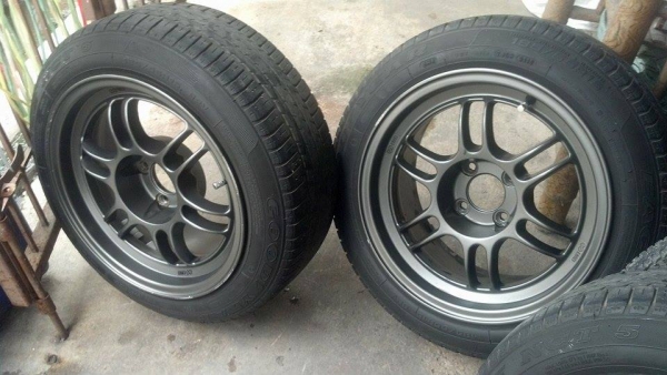 Rpf1 ขอบ 15 กว้าง 8 สีเทาดำ 4 รู 100 พร้อมยาง