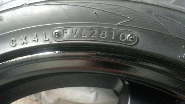 TE37 ขอบ 17 กว้าง 7 ขนาด 4 รู 100 พร้อมยาง 7900 TE37 ขอบ 17 กว้าง 7 ขนาด 4 รู 100 พร้อมยาง 7900