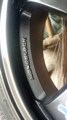 TE37 ขอบ 17 กว้าง 7 ขนาด 4 รู 100 พร้อมยาง 7900 TE37 ขอบ 17 กว้าง 7 ขนาด 4 รู 100 พร้อมยาง 7900