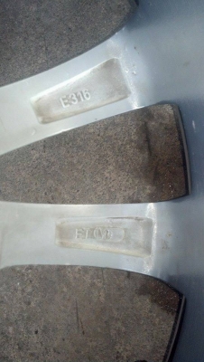 แม็กวีไอพี ขอบ 17 กว้าง 7 ออฟ 42 พร้อมยาง