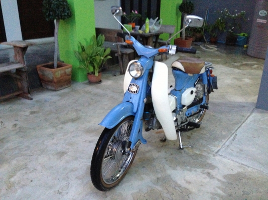 ขายHonda C100 เครื่อง 4 เกียร์ +ทะเบียนเครื่อง+ทะเบียนโครง ราคา 29000 บาท