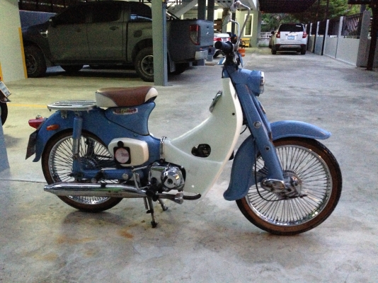 ขายHonda C100 เครื่อง 4 เกียร์ +ทะเบียนเครื่อง+ทะเบียนโครง ราคา 29000 บาท