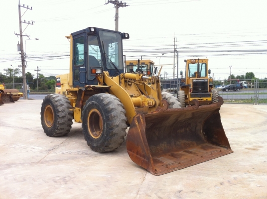 ขายรถตักล้อยาง มาใหม่ WA180-1 ยี่ห้อ KOMATSU รถเก่านอก ไม่เคยใช้งานในไทย