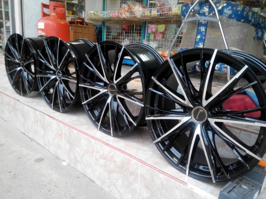 Kranze made In Taiwan 18 /5/114.3et42 กว้าง8"ทั้งสี่วงของใหม่ ขายถูก8500 สนจัยดู ของได้ที่ คลอง2 คลองหลวง ซ,บงกช11  0898128457 ไอดี chaichaimax จัดส่งทั่วประเทศ ซ.บงกช11https://www.facebook.com/profile.php?id=1000062310313