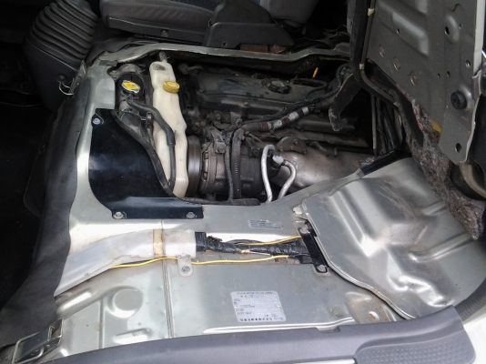 หลังคาสูง กระจกไฟฟ้า ล้อแม็ค เครื่องเดิมคู่ตัว 3000zdi