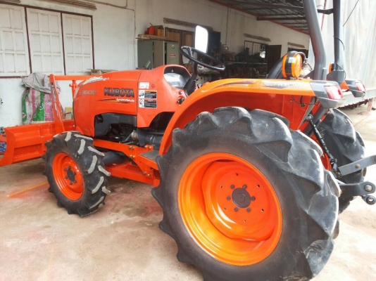 ปัญญาแทรคเตอร์มาแล้ว... คูโบต้า L3608 พร้อมใบมีดคานล่างFD163F โรตาลี่ตราช้าง เล่มทะบียนพร้อม พร้อมส่งทั่วไทยครับ