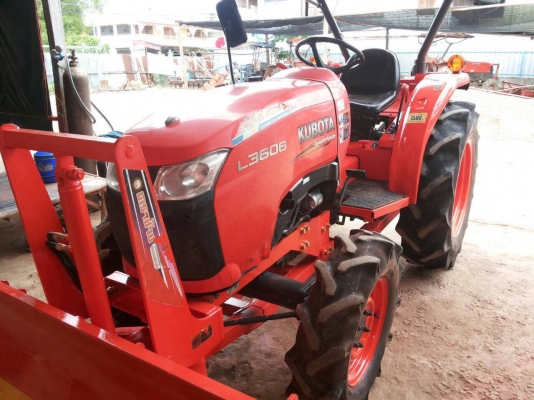 ปัญญาแทรคเตอร์มาแล้ว... คูโบต้า L3608 พร้อมใบมีดคานล่างFD163F โรตาลี่ตราช้าง เล่มทะบียนพร้อม พร้อมส่งทั่วไทยครับ