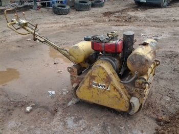 ขาย - รถบดดินแบบเดินตาม BOMAG: BW65S  เครื่องยนต์ดีเซล ล้อเหล็ก พร้อมใช้งาน