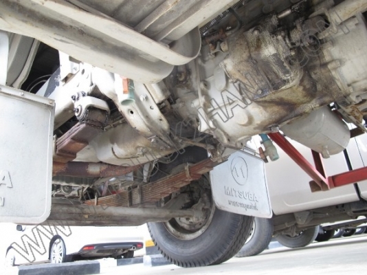 รถบรรทุก10ล้อ บรรทุกน้ำมัน MITSUBISHI FUSO FN517M