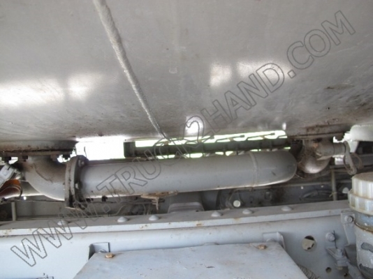 รถบรรทุก10ล้อ บรรทุกน้ำมัน MITSUBISHI FUSO FN517M