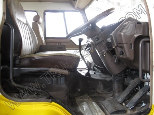 รถบรรทุก10ล้อ บรรทุกน้ำมัน MITSUBISHI FUSO FN517M