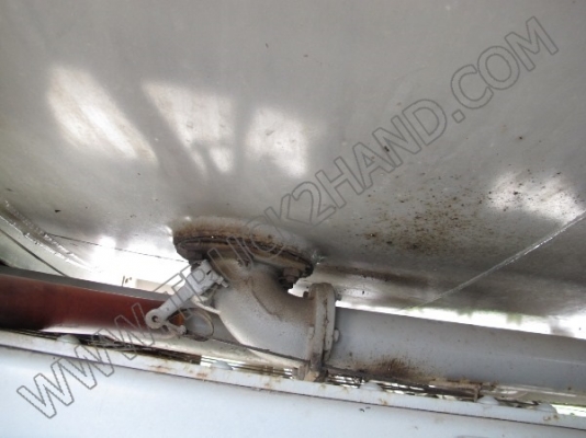 รถบรรทุก10ล้อ บรรทุกน้ำมัน MITSUBISHI FUSO FN517M