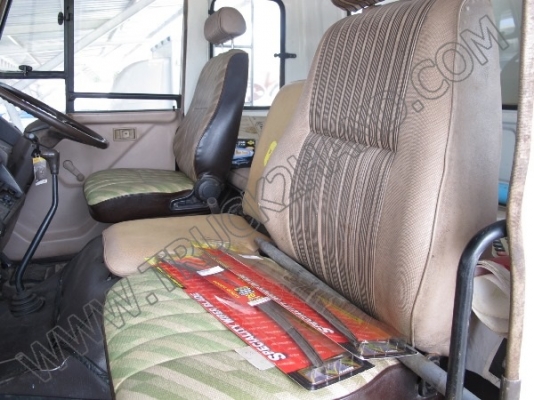 รถบรรทุก10ล้อ บรรทุกน้ำมัน MITSUBISHI FUSO FN517M