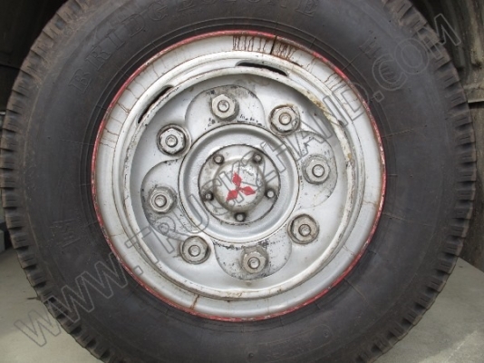 รถบรรทุก10ล้อ บรรทุกน้ำมัน MITSUBISHI FUSO FN517M