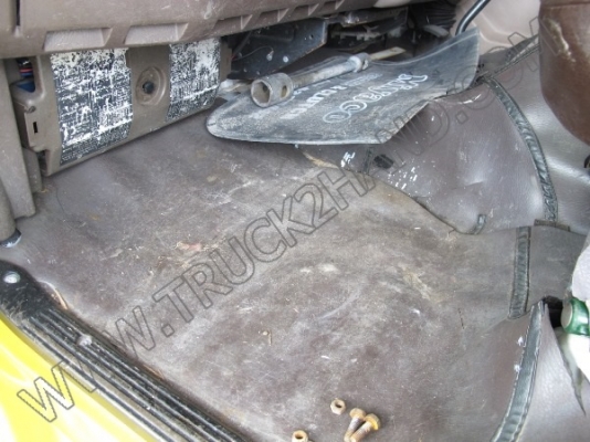 รถบรรทุก10ล้อ บรรทุกน้ำมัน MITSUBISHI FUSO FN517M