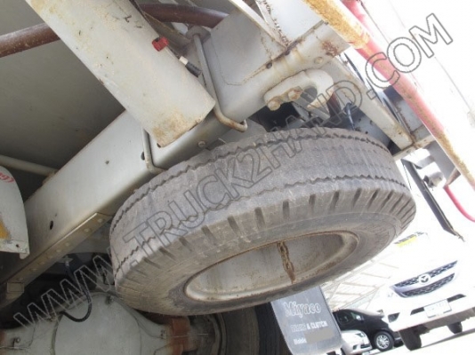 รถบรรทุก10ล้อ บรรทุกน้ำมัน MITSUBISHI FUSO FN517M