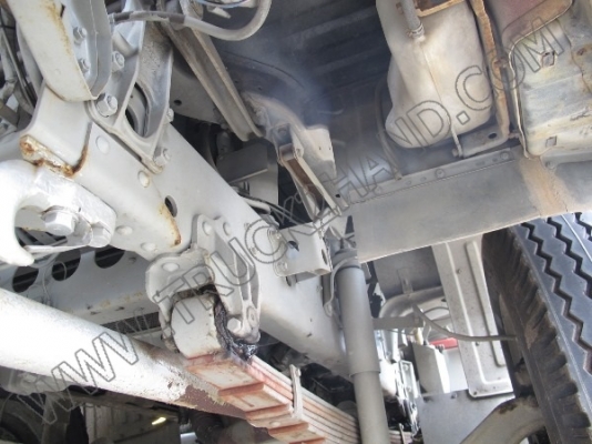 รถบรรทุก10ล้อ บรรทุกน้ำมัน MITSUBISHI FUSO FN517M