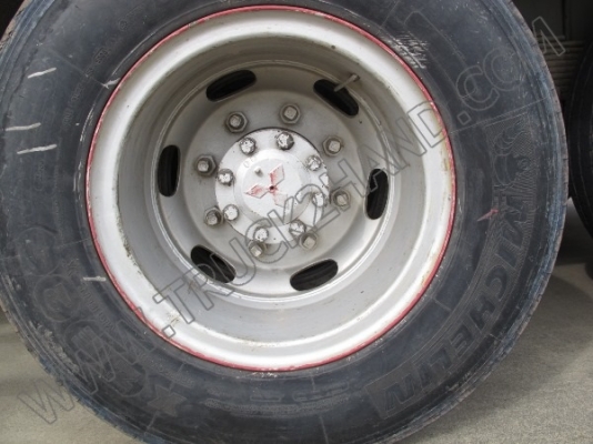 รถบรรทุก10ล้อ บรรทุกน้ำมัน MITSUBISHI FUSO FN517M