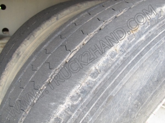 รถบรรทุก10ล้อ บรรทุกน้ำมัน MITSUBISHI FUSO FN517M