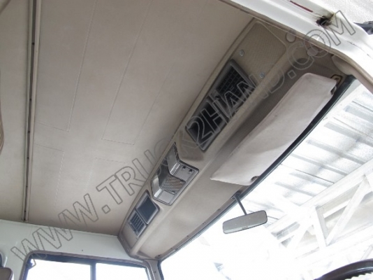 รถบรรทุก10ล้อ บรรทุกน้ำมัน MITSUBISHI FUSO FN517M