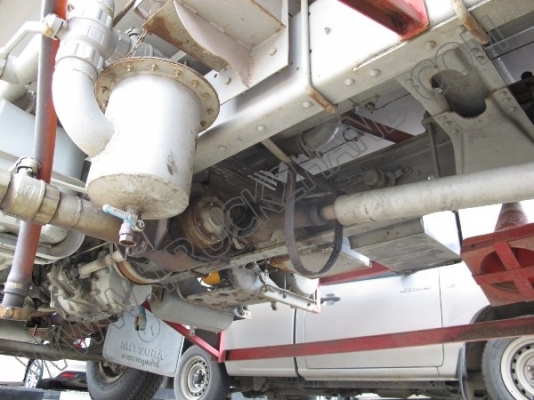 รถบรรทุก10ล้อ บรรทุกน้ำมัน MITSUBISHI FUSO FN517M