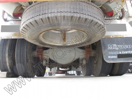 รถบรรทุก10ล้อ บรรทุกน้ำมัน MITSUBISHI FUSO FN517M