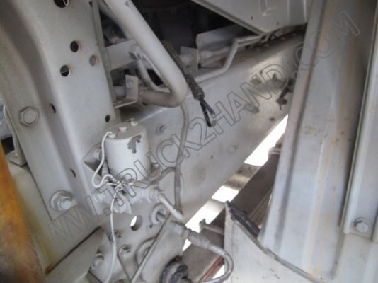 รถบรรทุก10ล้อ บรรทุกน้ำมัน MITSUBISHI FUSO FN517M