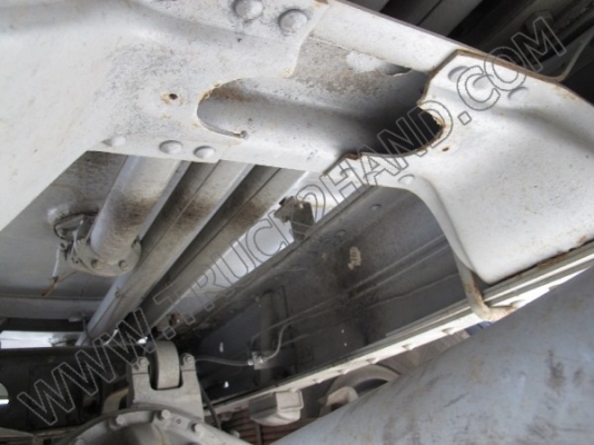 รถบรรทุก10ล้อ บรรทุกน้ำมัน MITSUBISHI FUSO FN517M