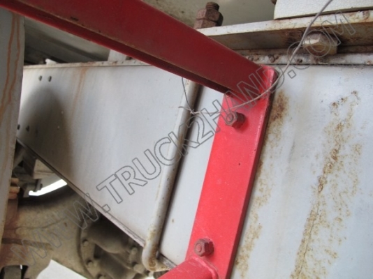 รถบรรทุก10ล้อ บรรทุกน้ำมัน MITSUBISHI FUSO FN517M